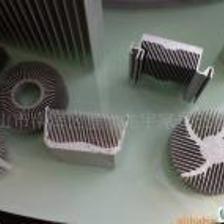 專業(yè)生產(chǎn)各種鋁型材:家具鋁型材,工業(yè)鋁型材,裝飾鋁型材,櫥柜[供應(yīng)]_金屬加工材_世界工廠網(wǎng)中國(guó)產(chǎn)品信息庫(kù)