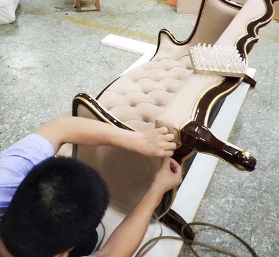 探訪家具加工廠,發(fā)現(xiàn)一件奇特家具,30多年老木工也不知為何物
